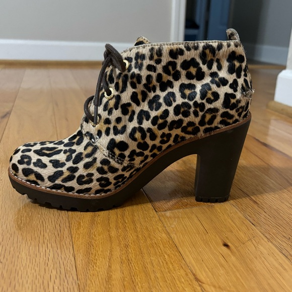 🌻Never Worn Sperry Princetons Top sider lace up booties with leopard Fur - Picture 9 of 14